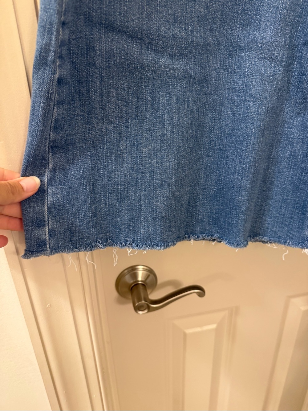 Frame Denim Wide Leg Flare Jeans in Medium Blue - Picture 2 of 5